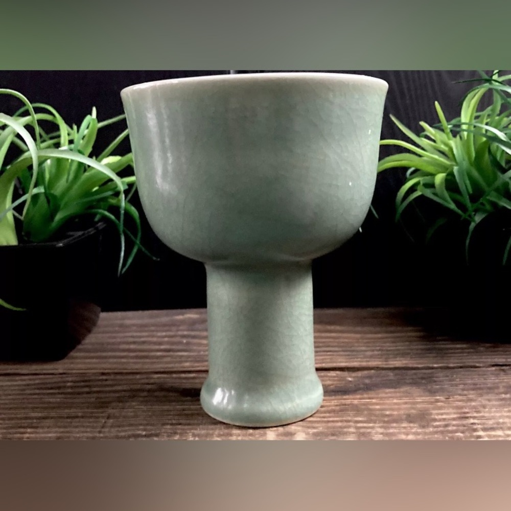 Rare Vintage Chinese Celadon Green Glazed Stem Cup - Picture 9 of 11